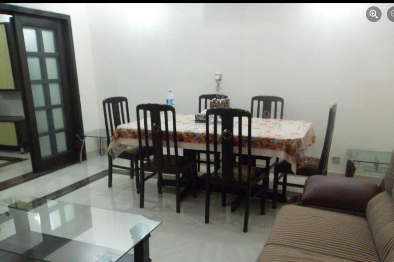 Bahria Town - 10 Marla Portion With Two Bedrooms Near To Talwar Chouk - Walking Distance Lahore Exterior photo