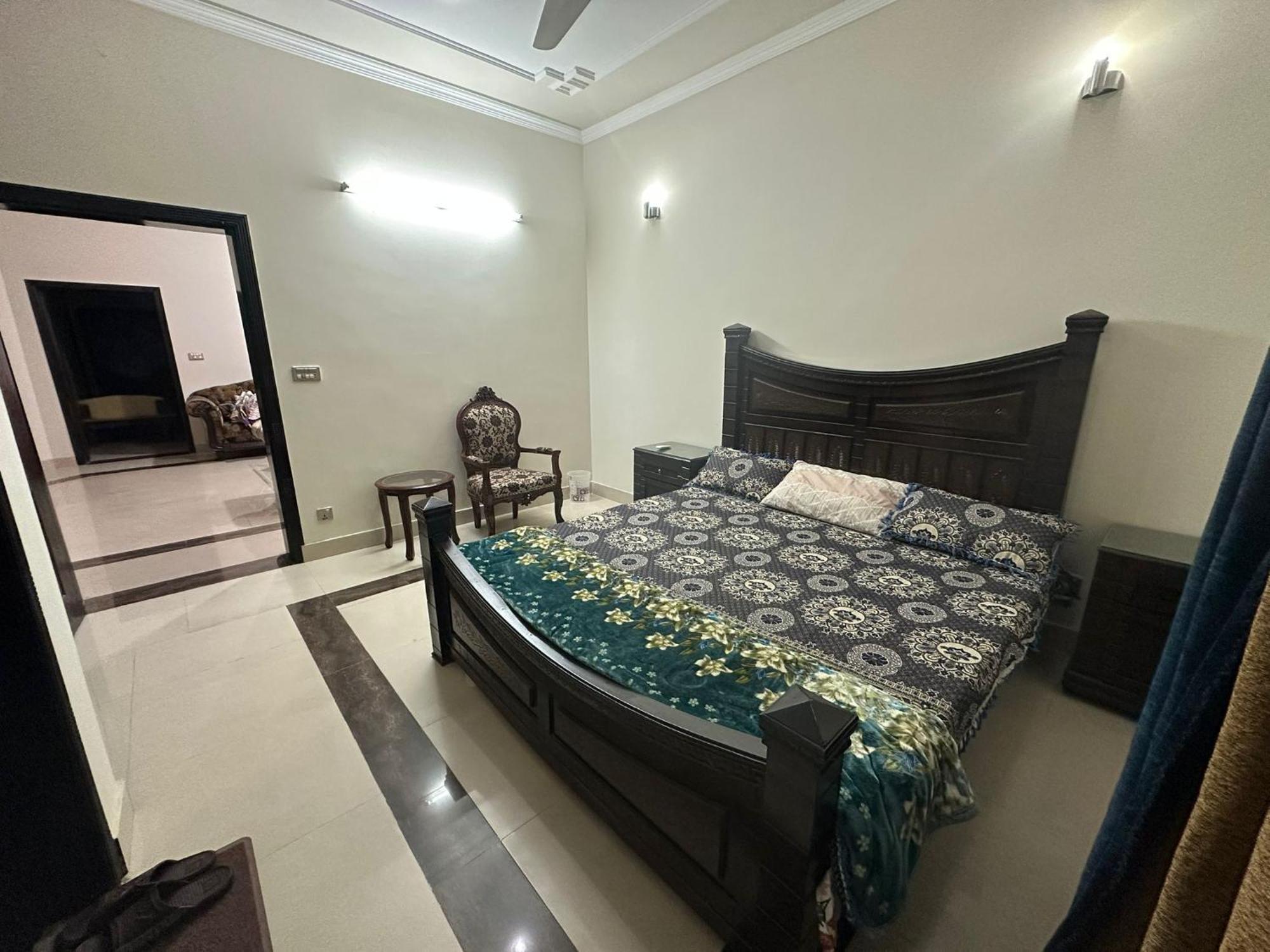 Bahria Town - 10 Marla Portion With Two Bedrooms Near To Talwar Chouk - Walking Distance Lahore Exterior photo