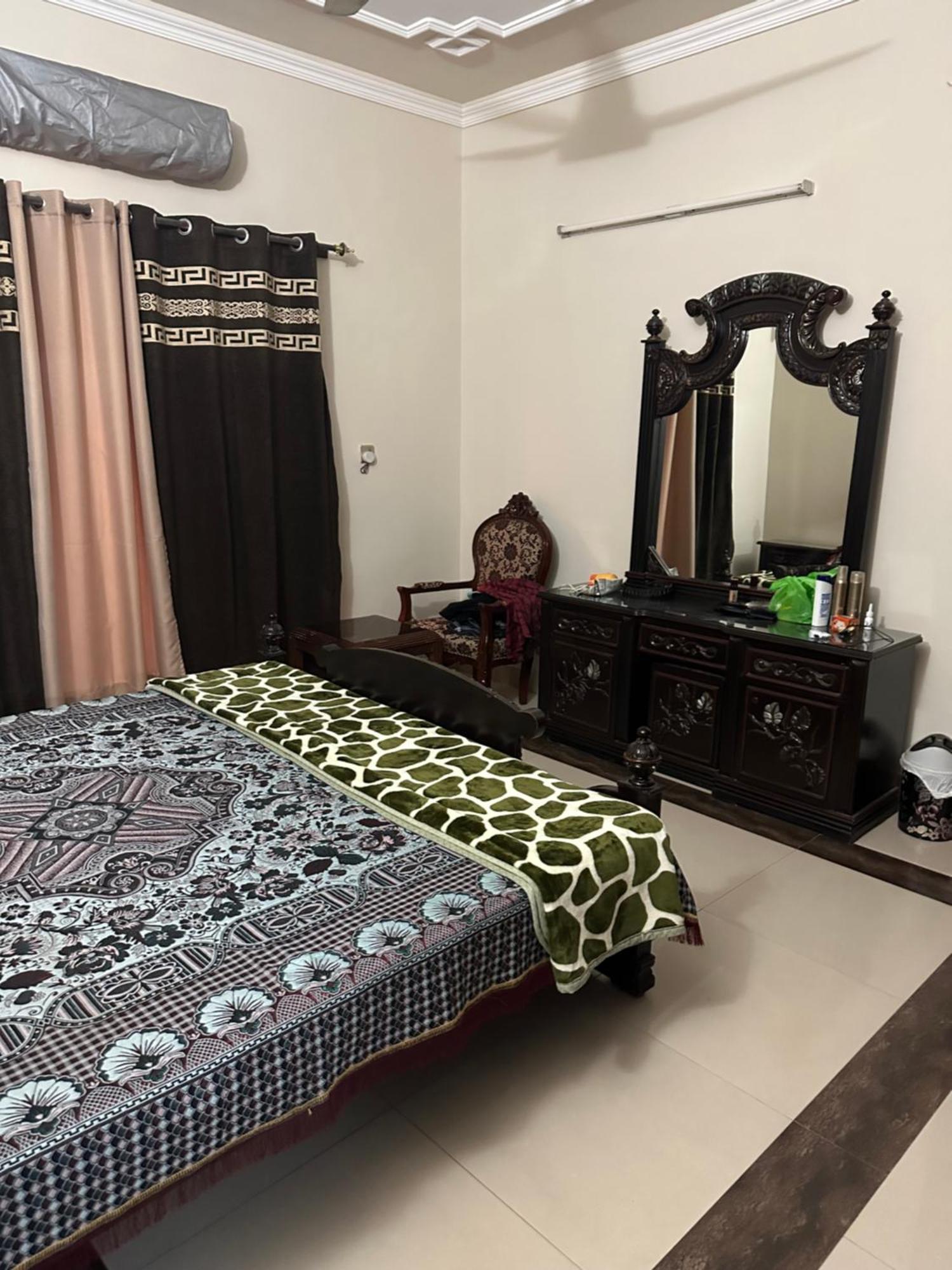 Bahria Town - 10 Marla Portion With Two Bedrooms Near To Talwar Chouk - Walking Distance Lahore Exterior photo